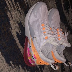 Nike Air Max 270 SE floral